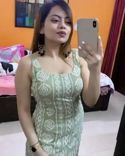 Call Girl in Lolab